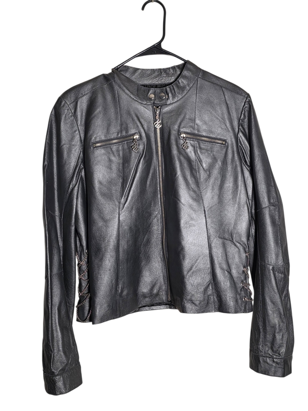 VTG Y2K Rocawear 100% Genuine Leather Moto Jacket 17 Inch Shoulder Chain Detail